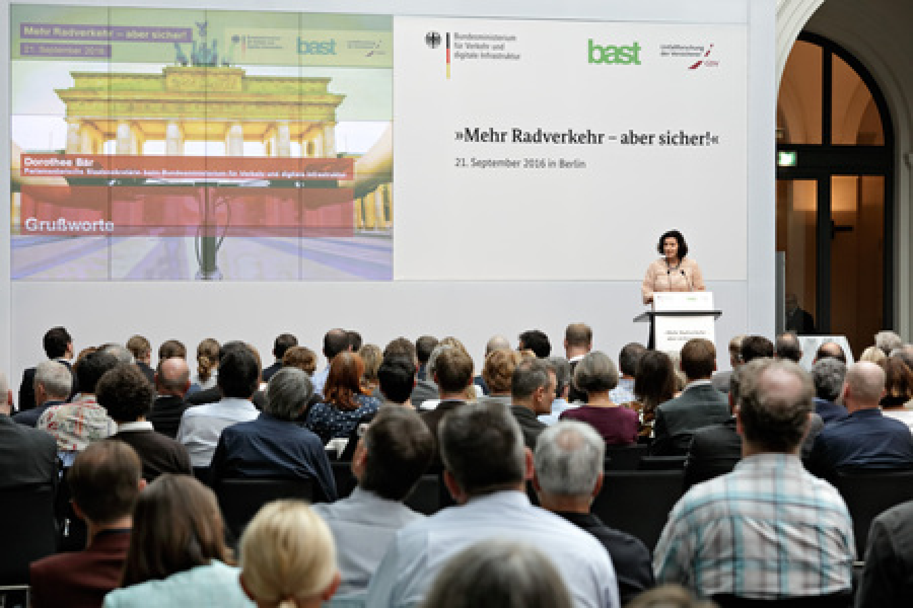 Symposium „Mehr Radverkehr – aber sicher!“