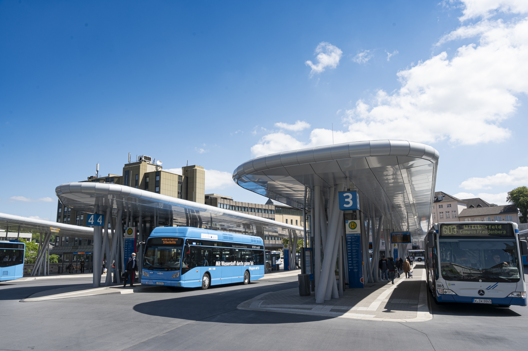 100 Tage-Bilanz: WSW-Wasserstoffbusse auf Erfolgsspur