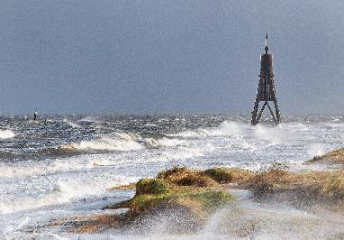 Wetter extrem - Zwischen Sturmflut und Dürre - DIE REPORTAGE im NDR 3  - Image