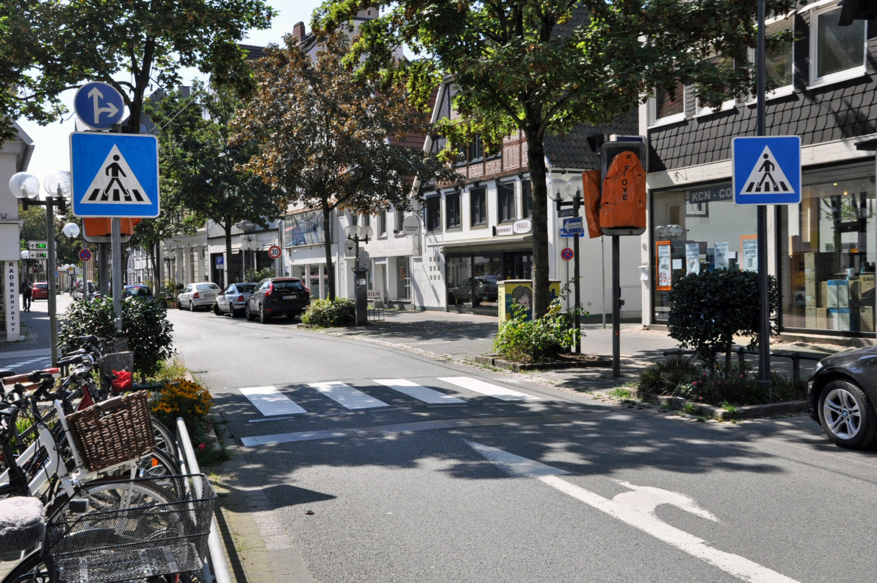 Zebrastreifen statt Fußgängerampeln