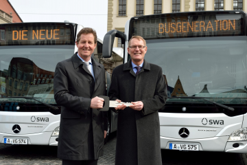 Zwölf Mercedes-Benz Erdgasbusse an Augsburger Stadtwerke ausgeliefert - Image