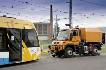 Der Unimog – vielseitig auf Schiene und Straße - Image