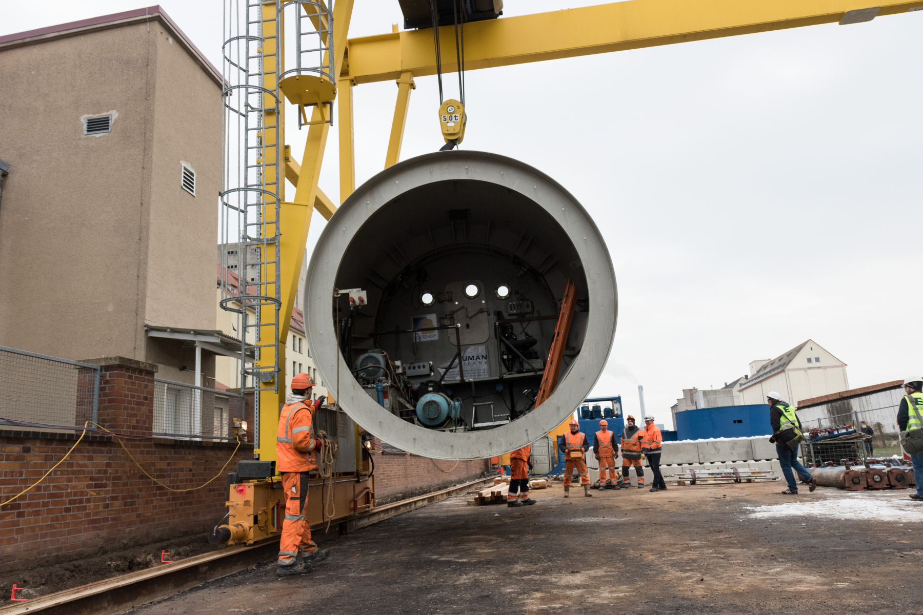 Abwasserhauptsammler Brachwitzer Straße wird neu gebaut