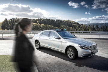 Mercedes-Benz FutureInsight: „Human first“ - Image