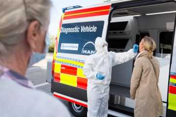 MAN stellt mobiles Coronavirus Diagnostikfahrzeug vor: