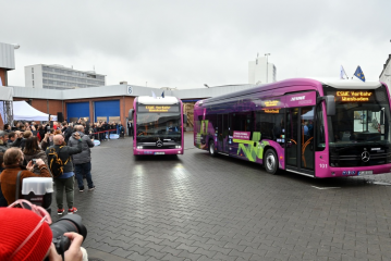 Mercedes-Benz eCitaro: Wiesbaden nimmt erste Elektrobusse in Betrieb