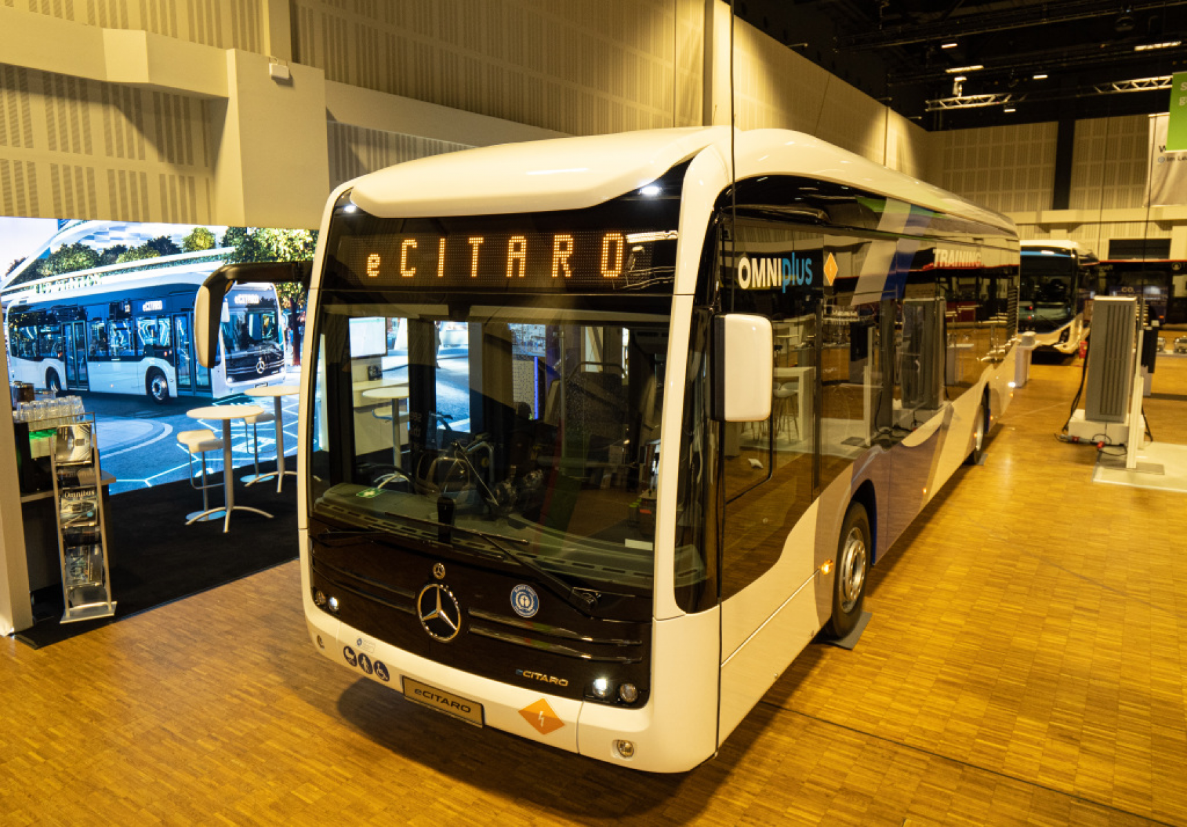 Daimler Buses auf der 11. Elektrobus-Konferenz des Verbands Deutscher Verkehrsbetriebe (VDV)