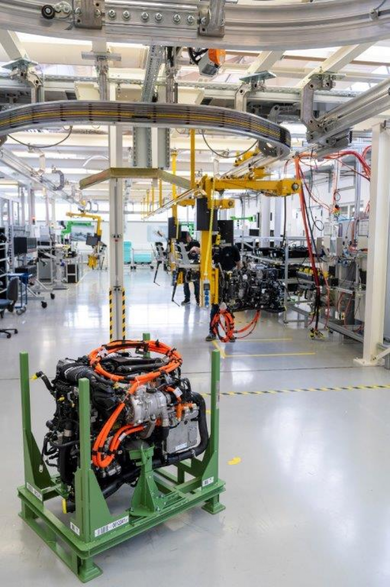 Daimler Truck AG bereitet mit Hochdruck Serienproduktion von Brennstoffzellen vor 