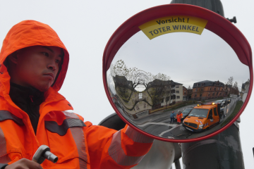 „Trixi-Spiegel“ gibt Radelnden mehr Sicherheit im toten Winkel - Image