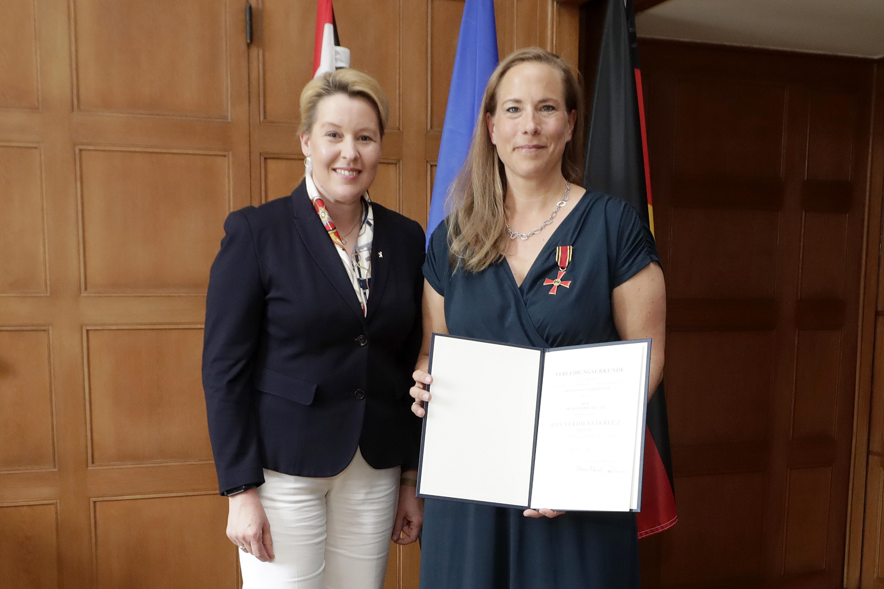 Bundesverdienstkreuz für BNW-Geschäftsführerin Dr. Katharina Reuter