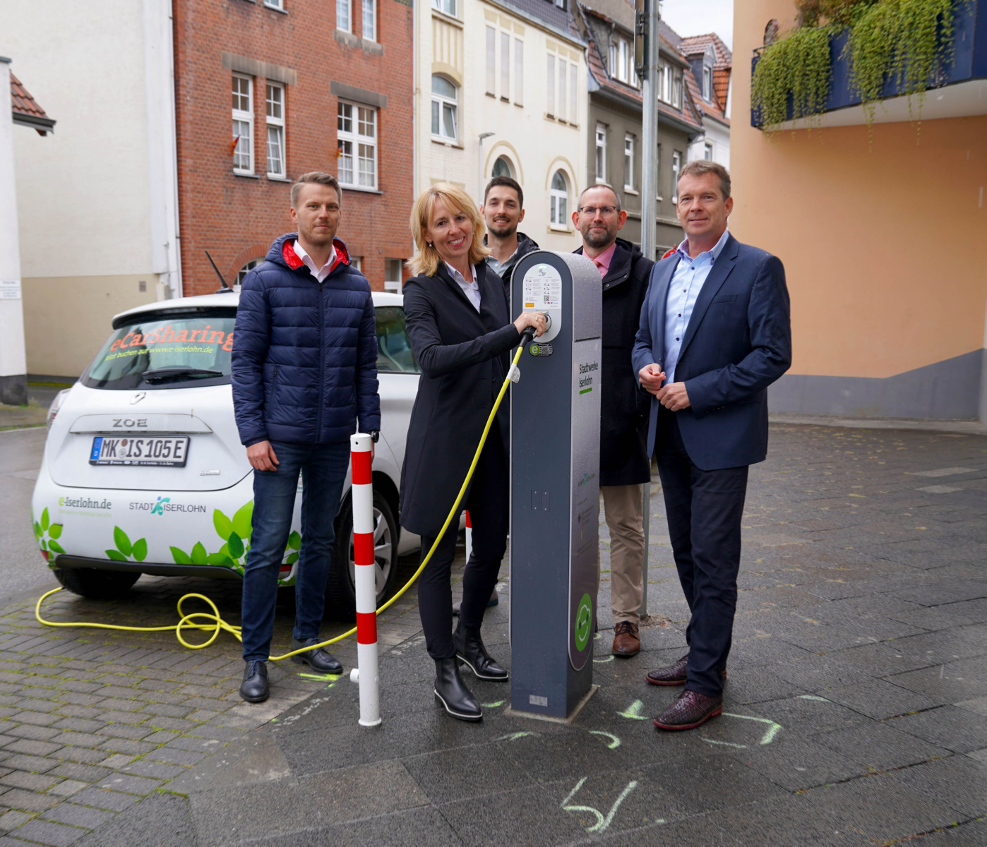 Ladeinfrastruktur für Elektrofahrzeuge im Rahmen des Verbundprojektes NOX-Block offiziell in Betrieb genommen