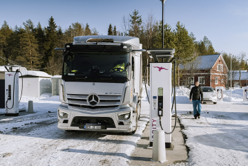 Der eActros im Winter: Fragen und Antworten zum Betrieb bei Kälte, Eis und Schnee