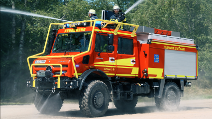 Verstärkung in Extremsituationen: Feuerwehr Stuttgart setzt auf geländegängige Unimog - Image