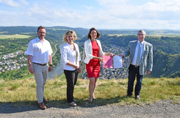 Landkreise Mayen-Koblenz und Cochem-Zell wollen gefährdeten Mosel-Apollofalter retten   