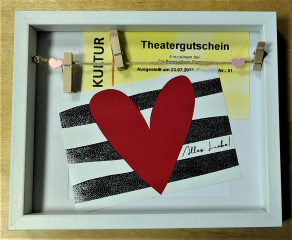 Unter dem Motto „Schenk doch Kultur“ gibt es im Forum Alte Post Gutscheine für die vielfältige Pirmasenser Spielzeit mit Konzerten, Theater und Ballett. (Foto: Stadtverwaltung Pirmasens / Lehr)