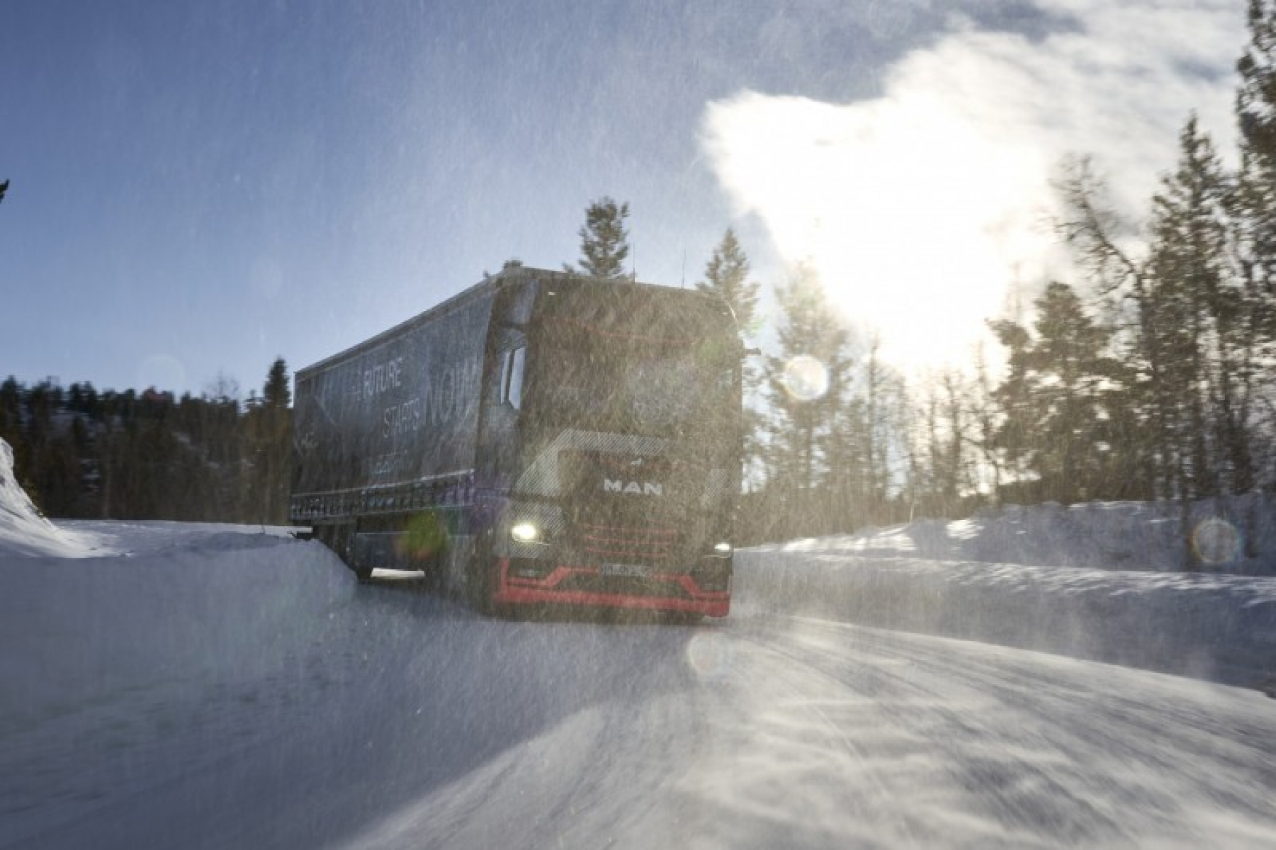 Eisige Tests: MAN eTruck meistert polaren Winter