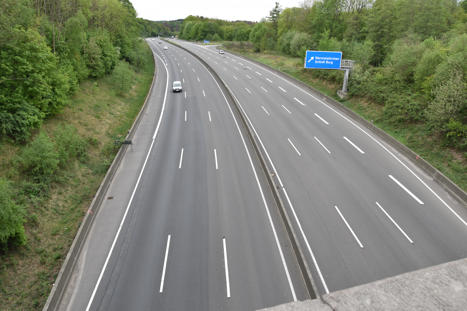 Vor-Corona-Niveau beim Verkehr fast erreicht. Mehr Verkehr, weniger Stau