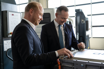 Bundesminister Dr. Wissing bestätigt technologieoffenen Ansatz bei Besuch der Quantron AG