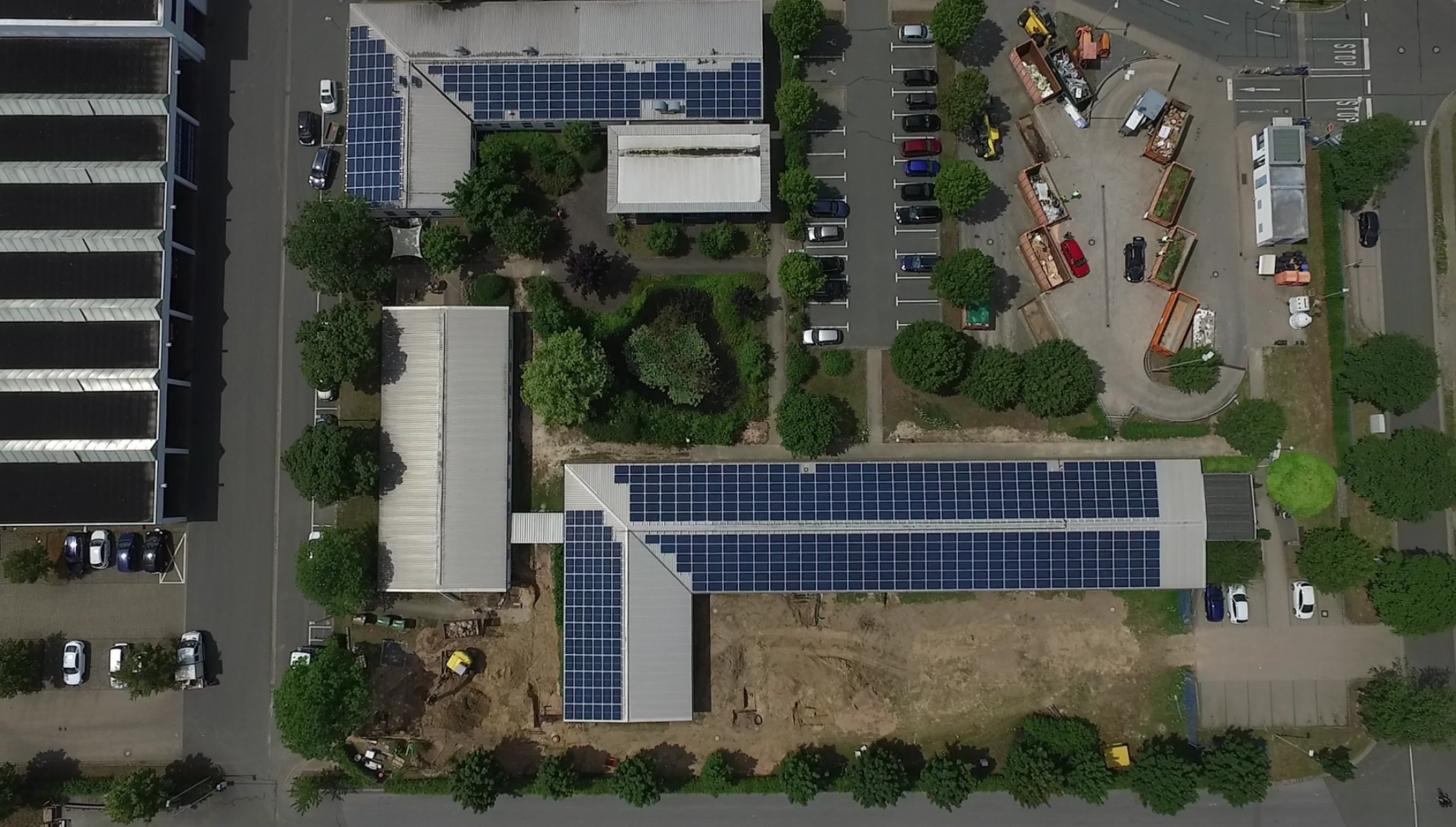 Städtische Betriebe nehmen Photovoltaikanlage in Betrieb