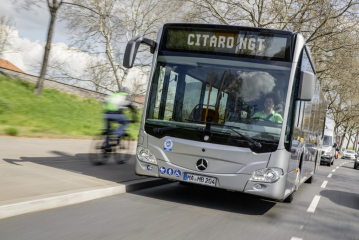 Städtische Verkehrsgesellschaft EMT Madrid ordert 82 Mercedes-Benz Erdgasbusse