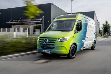 Mercedes-Benz eSprinter: - Image