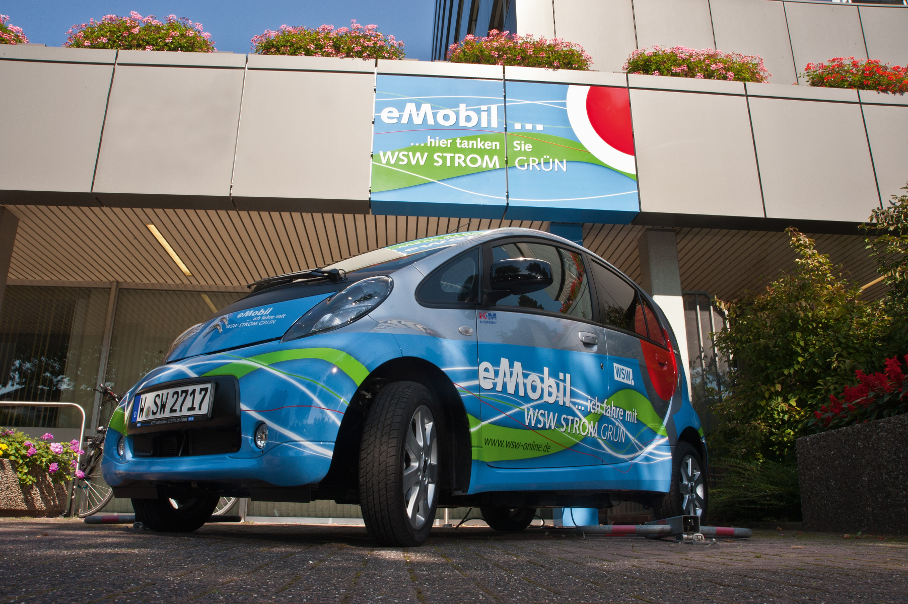 Wuppertaler entdecken die Elektromobilität