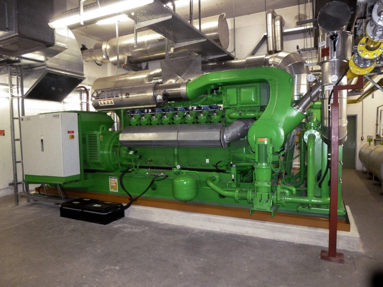 Biogas-BHKW im H2O Sauna- und Badeparadies