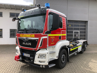 Neues Wechselladerfahrzeug im Dienst der Feuerwehr in Minden - Image