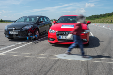 Zur Not bremsen bereits viele Autos selbst - Image