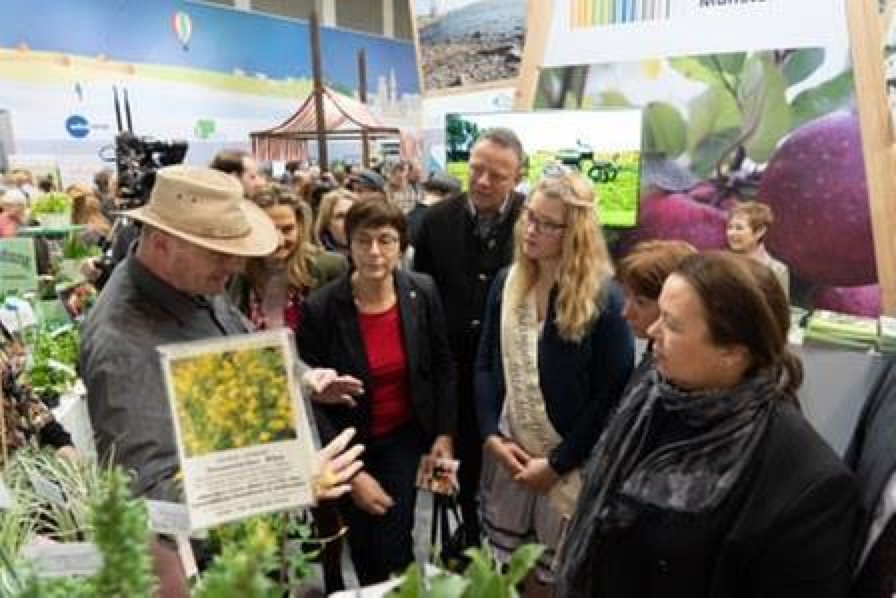 NRW Landwirtschaftsministerin besucht den Niederrhein auf der Grünen Woche