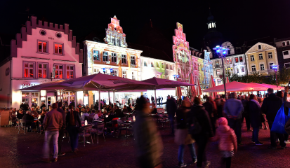 „RE leuchtet 2018“ feiert ein grandioses Auftaktwochenende