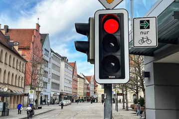 Fahrradgrünpfeil als Vorbild für andere Kommunen (Foto: Stadt Ingolstadt / Betz)